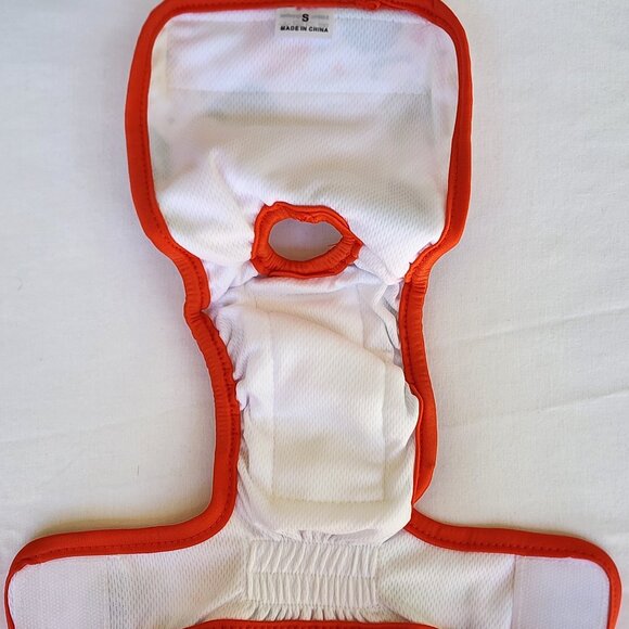 Wegreeco Female Dog Diapers Small (3) Pack Reusable Animal Prints NEW - Picture 9 of 10